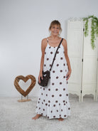 Luftiges Kleid mit Spaghetti Trägern im Dot Design Weiß