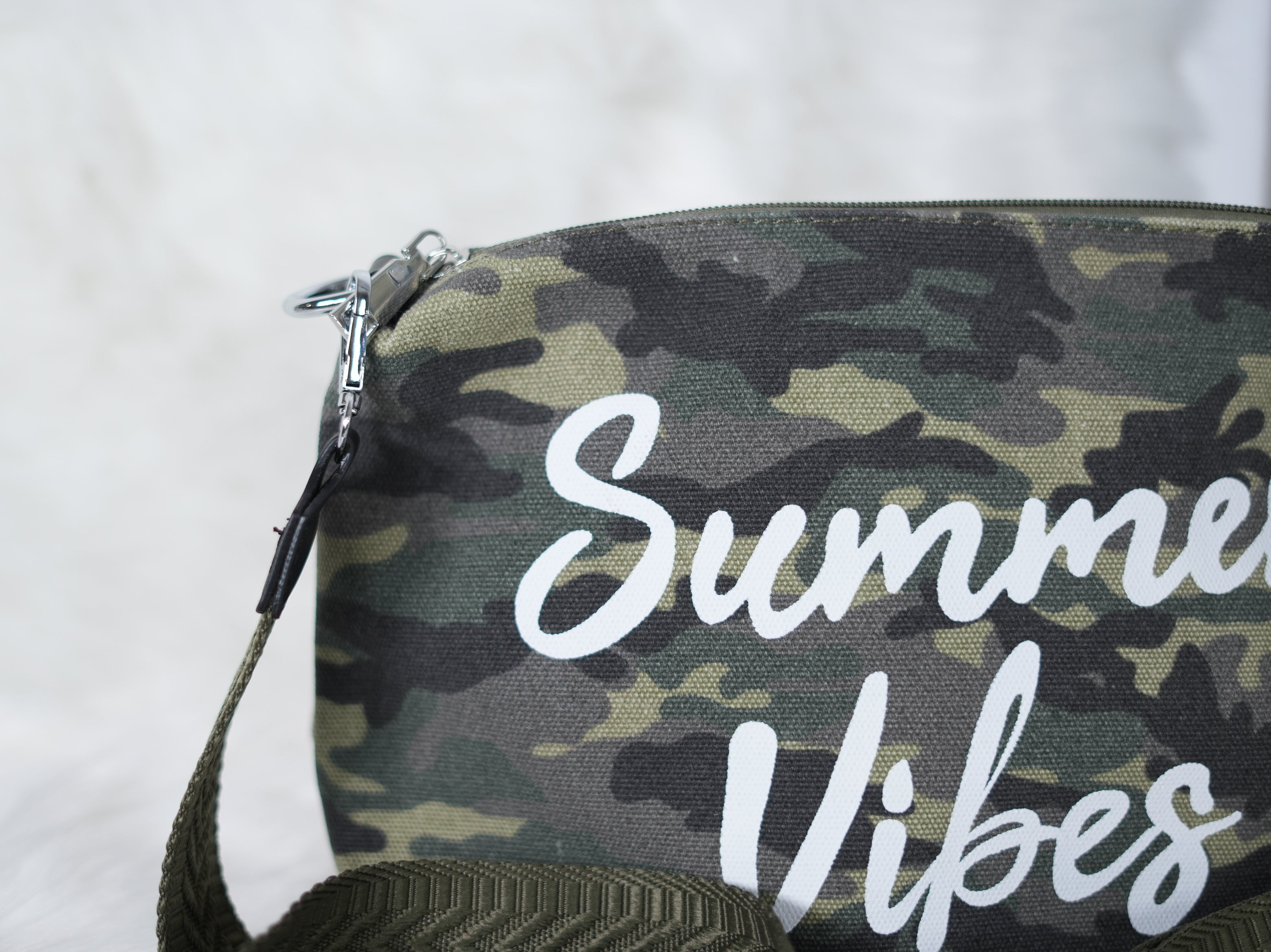 Niedliche Crossbag in Camouflage