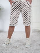 Niedliche Short im Dot Design Beige