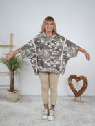 oversize Hoody im Camo Look mit Außennähten