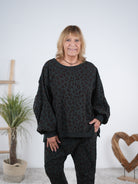 oversize Leo Sweater mit Außennähten Anthrazit