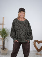 oversize Leo Sweater mit Außennähten