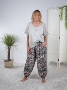 Oversize Shirt im Vokuhila Schnitt mit Schriftzug