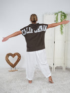 Shirt mit großem Schriftzug und Kapuze