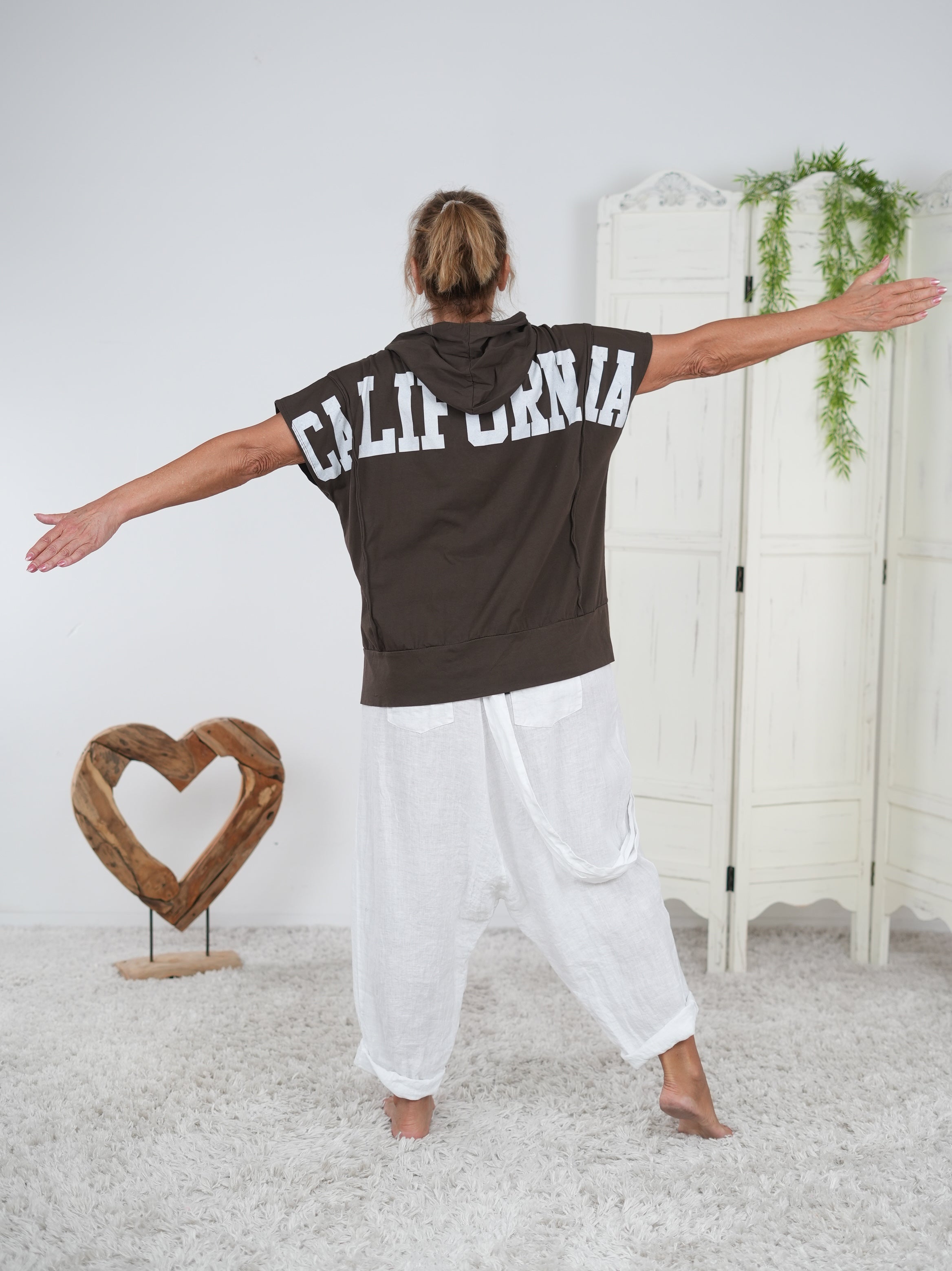 Shirt mit großem Schriftzug und Kapuze