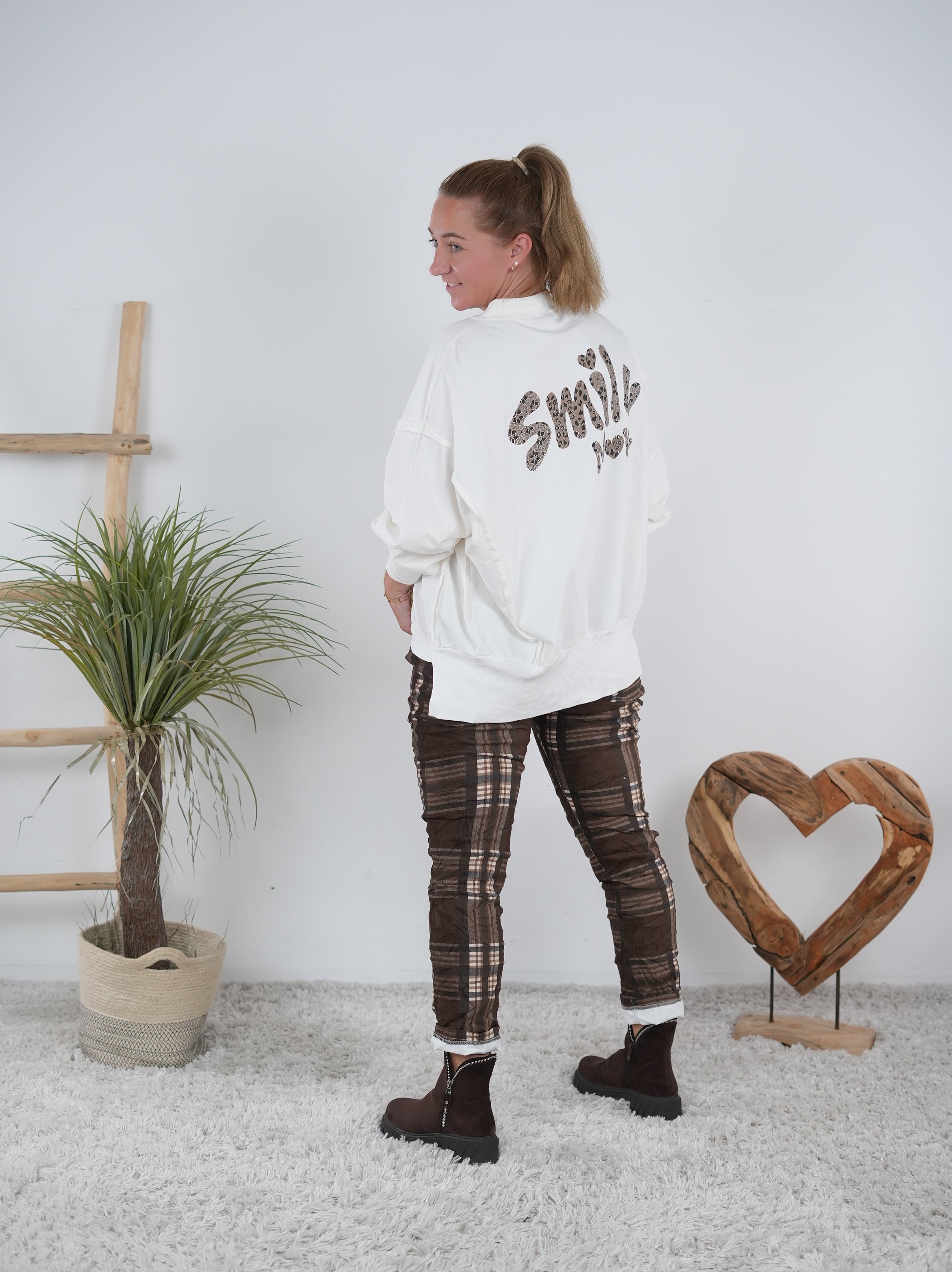 Sportliche Sweat-Jacke mit Linksnähte Cremeweiß