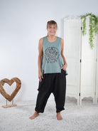 Sportliches Top im Vokuhila Schnitt Olive