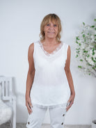 Süßes Top im Materialmix mit Spitze Einheitsgröße (ca Gr. 38 "oversize"-42) Weiß