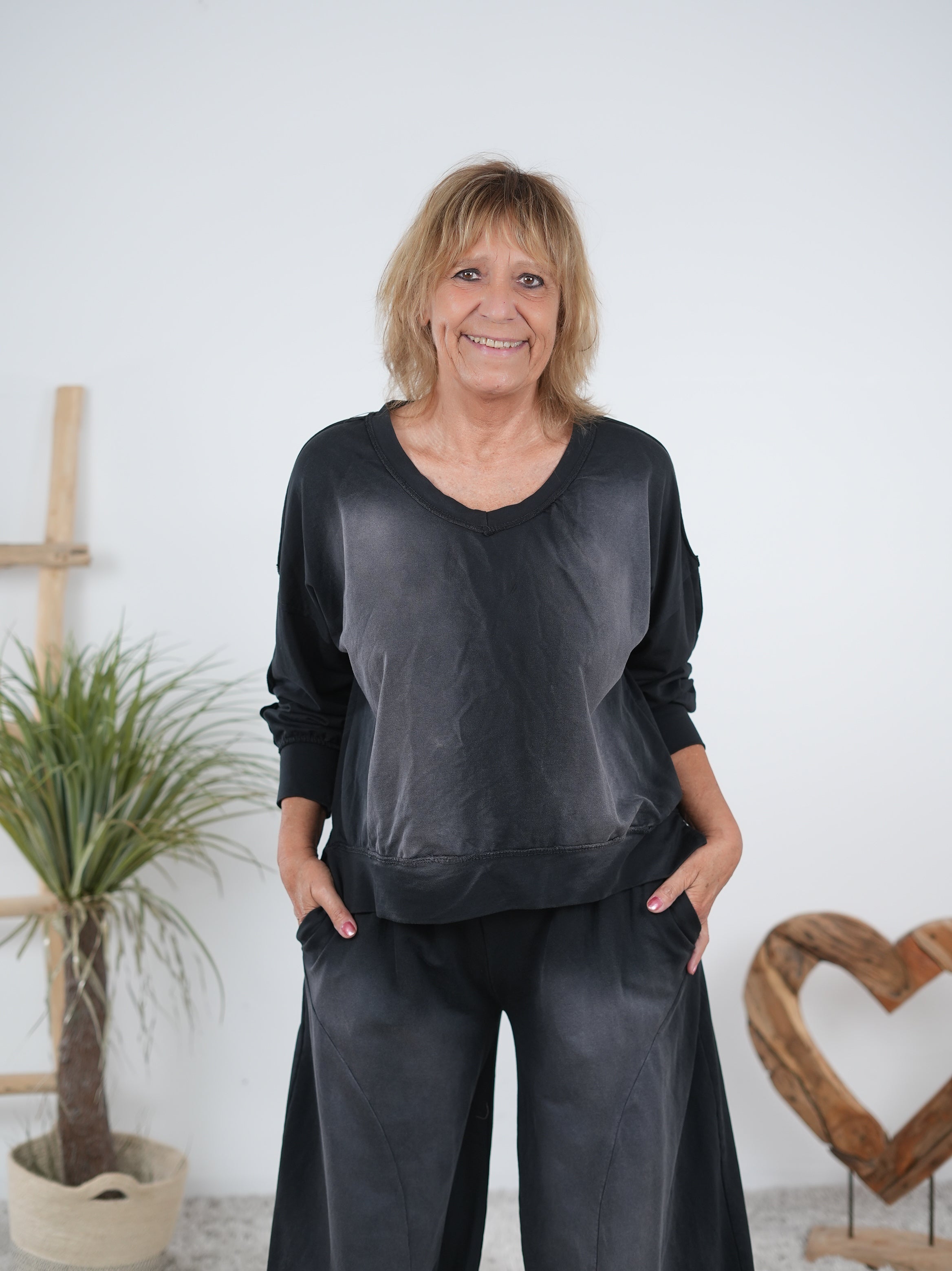 Sweaty mit ausgefallener Waschung Schwarz