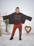 Sweaty-Poncho mit überschnittenem Arm und ausgefranstem Abschlüssen