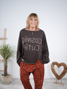 Sweaty-Poncho mit überschnittenem Arm und ausgefranstem Abschlüssen Schoko