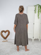 T-Shirt Kleid mit V-Ausschnitt
