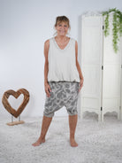 unifarbenes Top mit Ballon Abschluss Beige